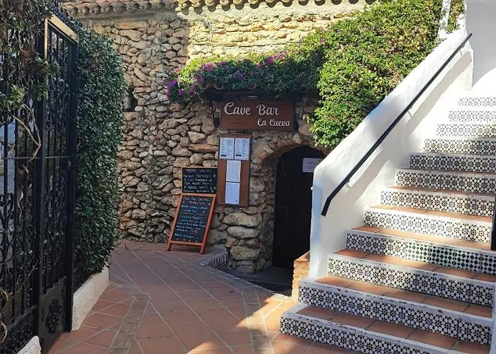 Capistrano Village Leo's Smile House, By Vg *